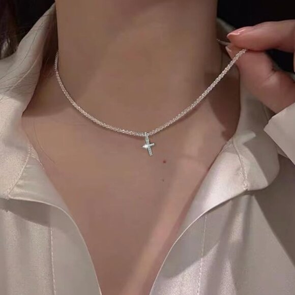 NEW! Rhinestone Cross Necklace - Picture 5 of 6